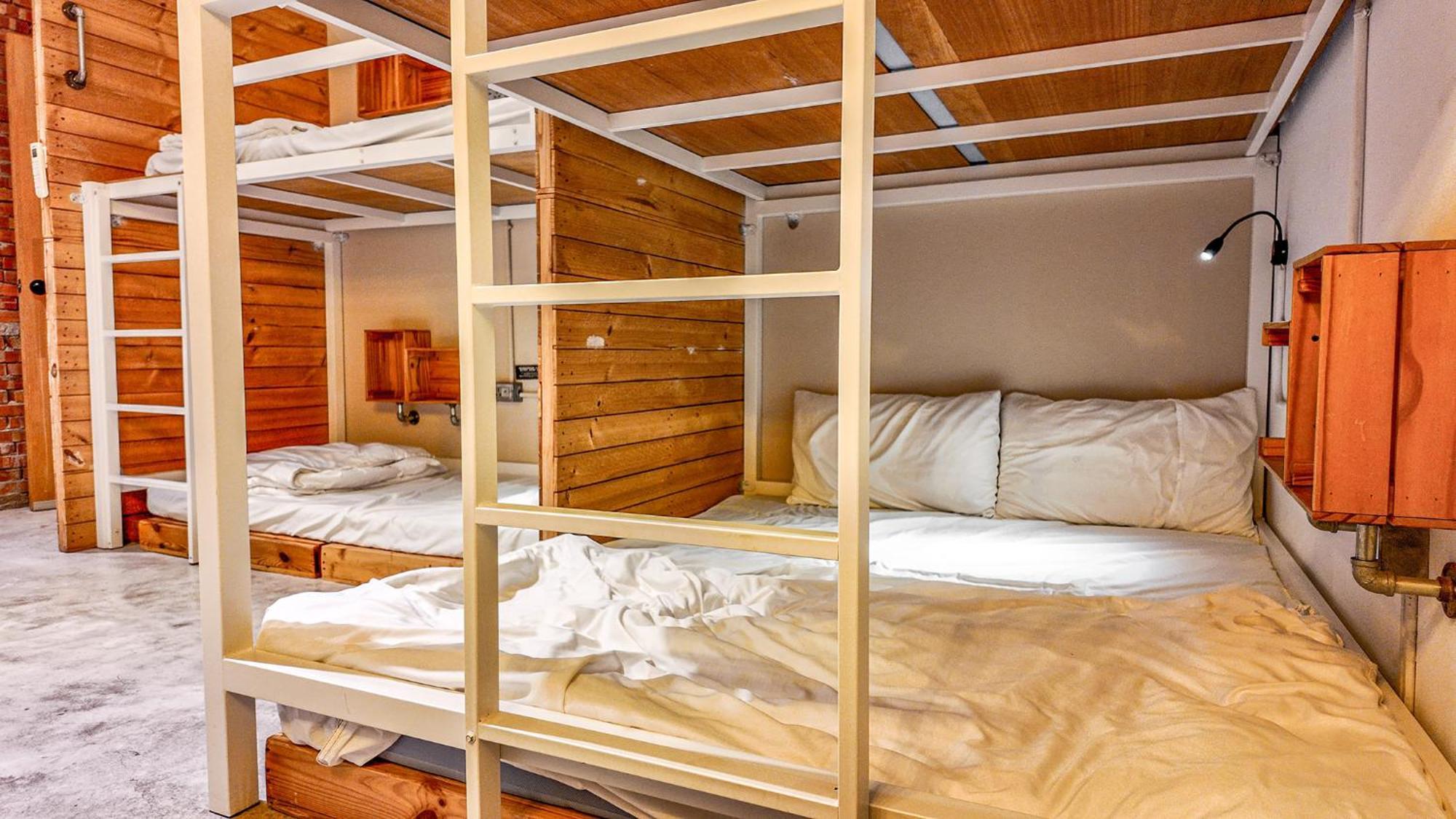 62巷背包客棧 Lane62 Hostel Longjing Екстериор снимка