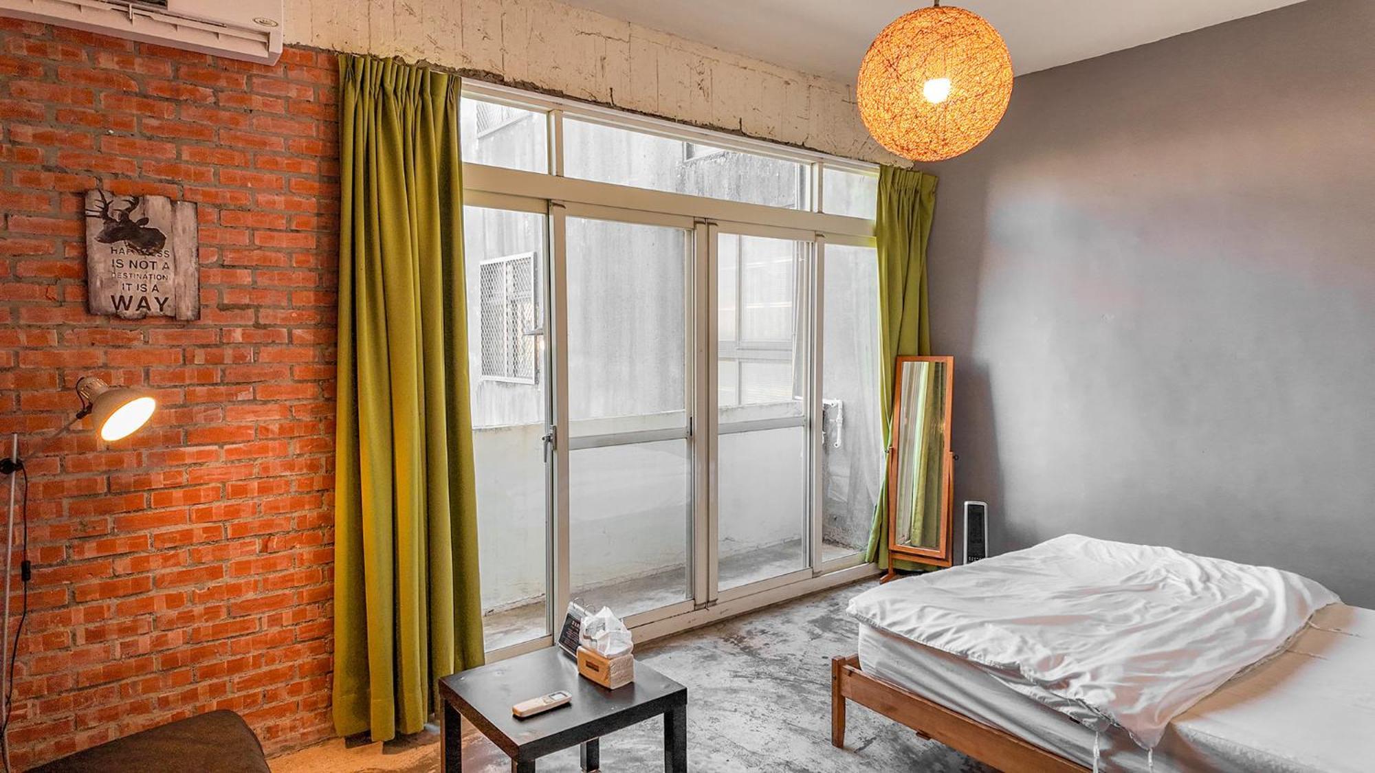 62巷背包客棧 Lane62 Hostel Longjing Екстериор снимка